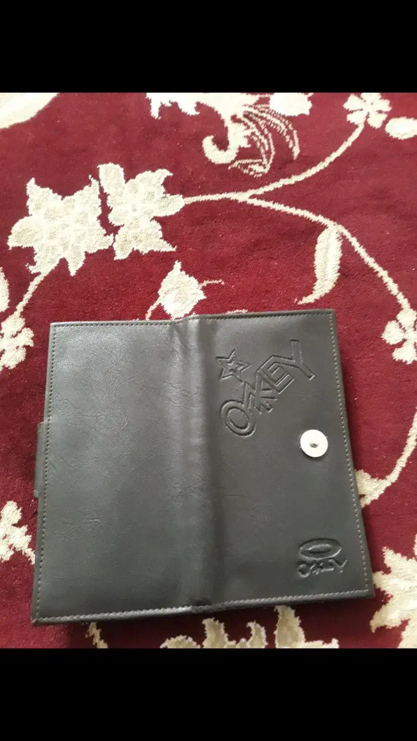 گمشده|اشیا|دورود, |دیوار