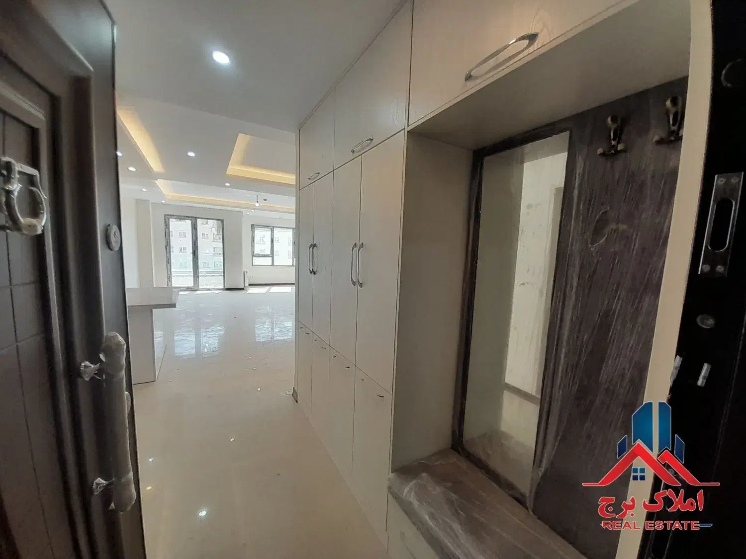 *برج مُجَلل وً هُتِلینگ 135متر 3خ 3تراس 2پارکینگ*|اجارهٔ آپارتمان|تهران, شهرک صدرا|دیوار