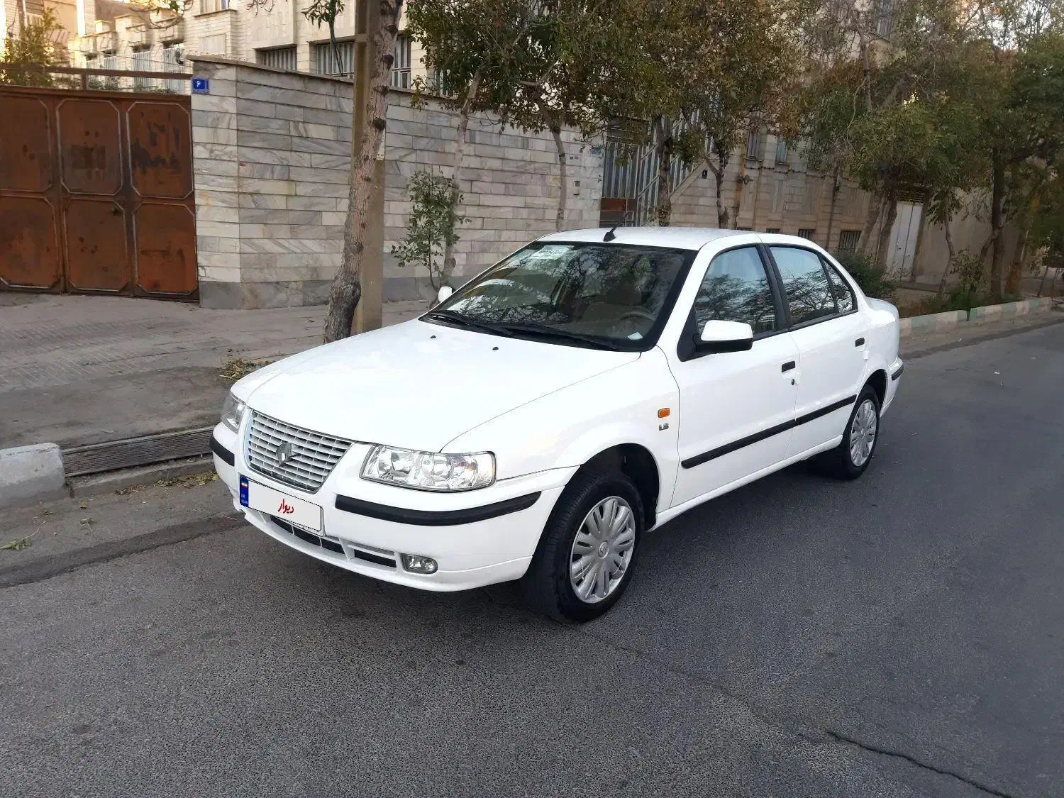 سمند LX مدل اسفند ۱۴۰۰ بیرنگ کم کارکرد در حد صفر|خودرو سواری و وانت|اراک, |دیوار