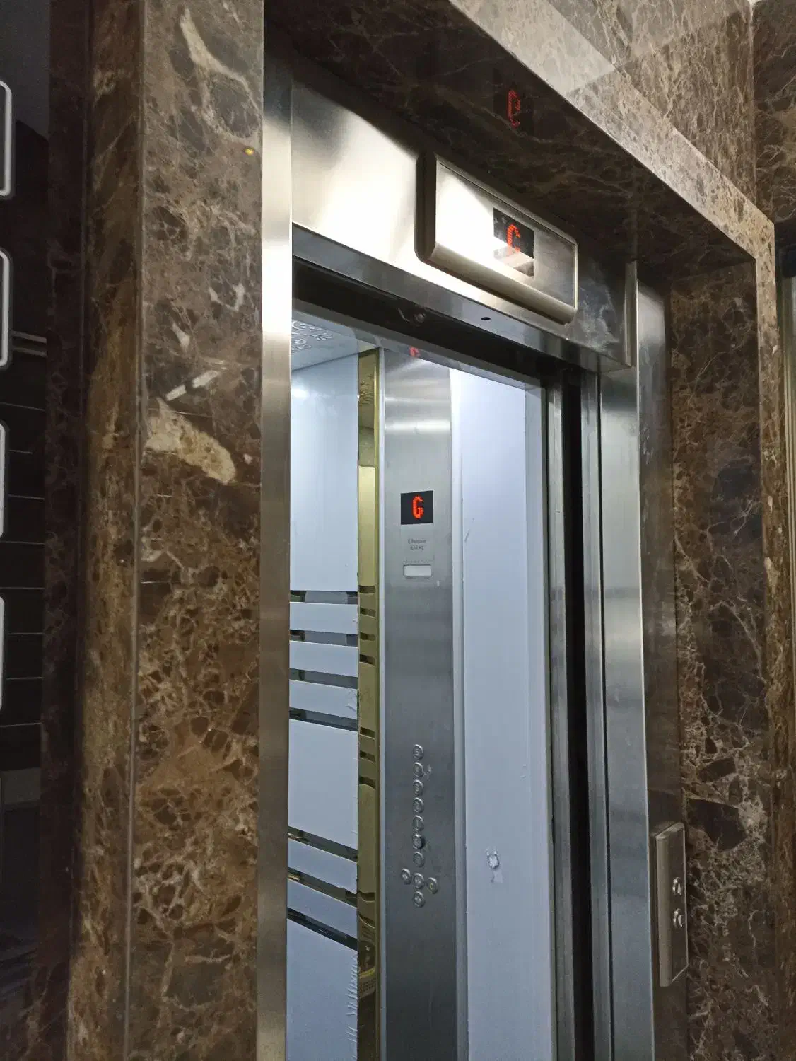 تعمیر و بازسازی انواع آسانسور|خدمات پیشه و مهارت|پردیس, فاز ۸|دیوار