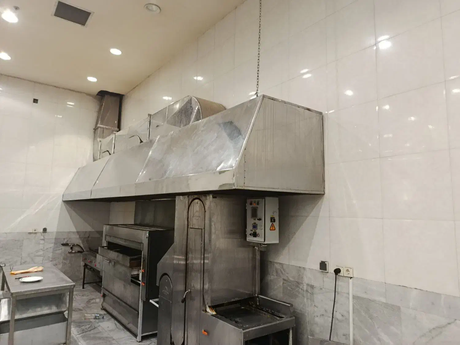 هود صنعتیسازی|هود|قم, مسجد امام حسن|دیوار