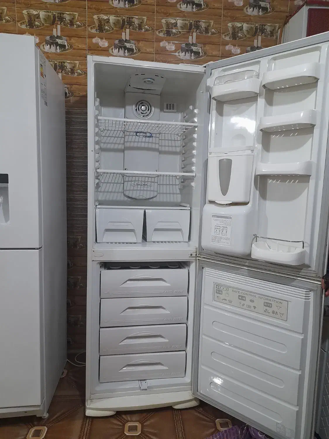 یخچال امرسان|یخچال و فریزر|نیشابور, مازول|دیوار