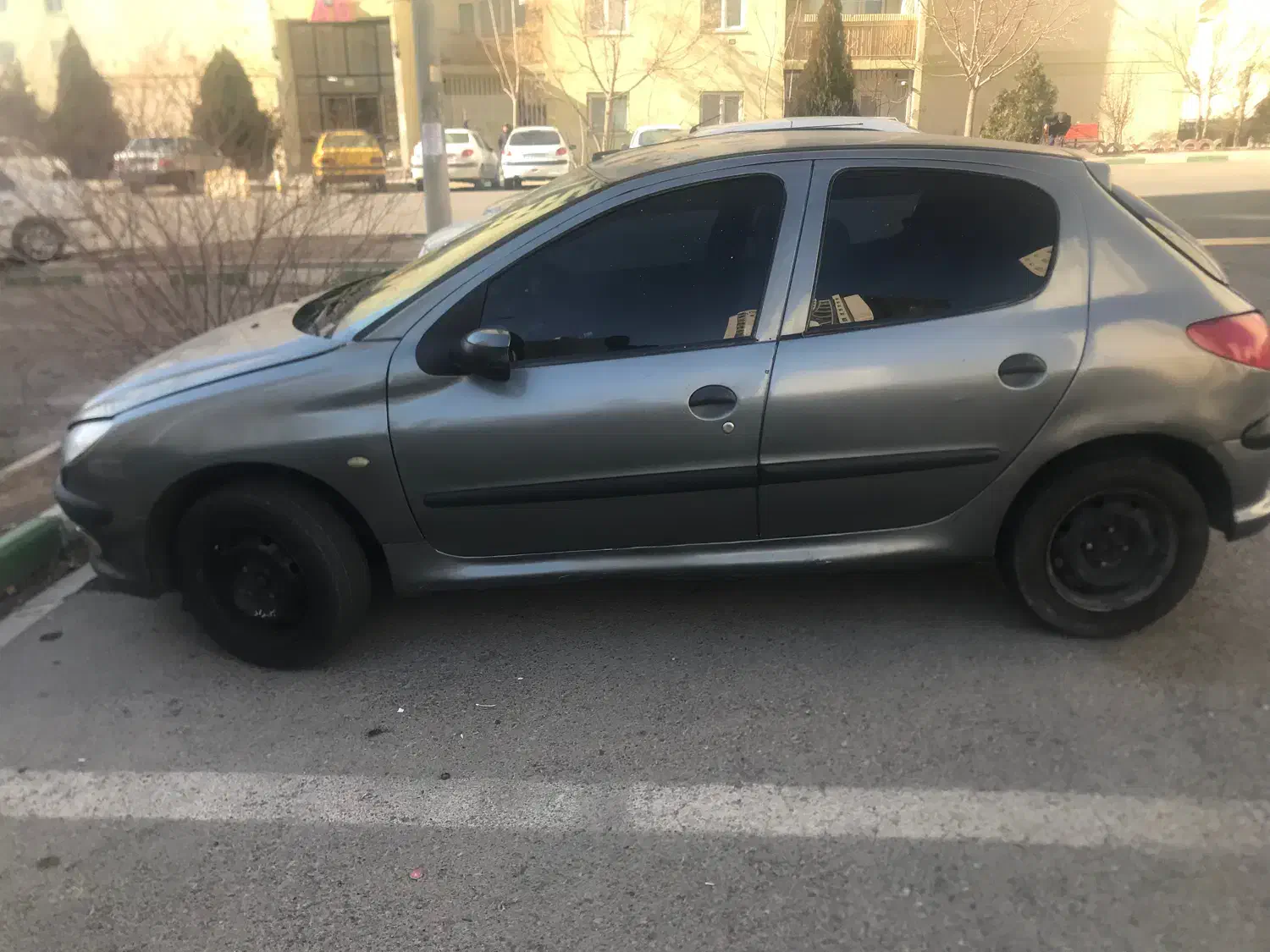 پژو ۲۰۶مدل ۸۵|خودرو سواری و وانت|شهر ری, علایین|دیوار