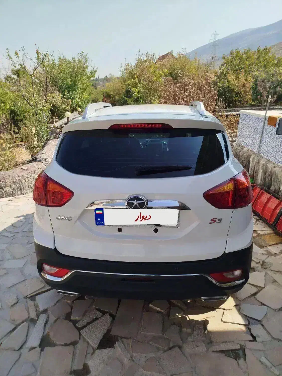 جک3s  مدل ۹۹  کیلومتر ۱۱۵ هزار.|خودرو سواری و وانت|شیراز, عادل آباد|دیوار