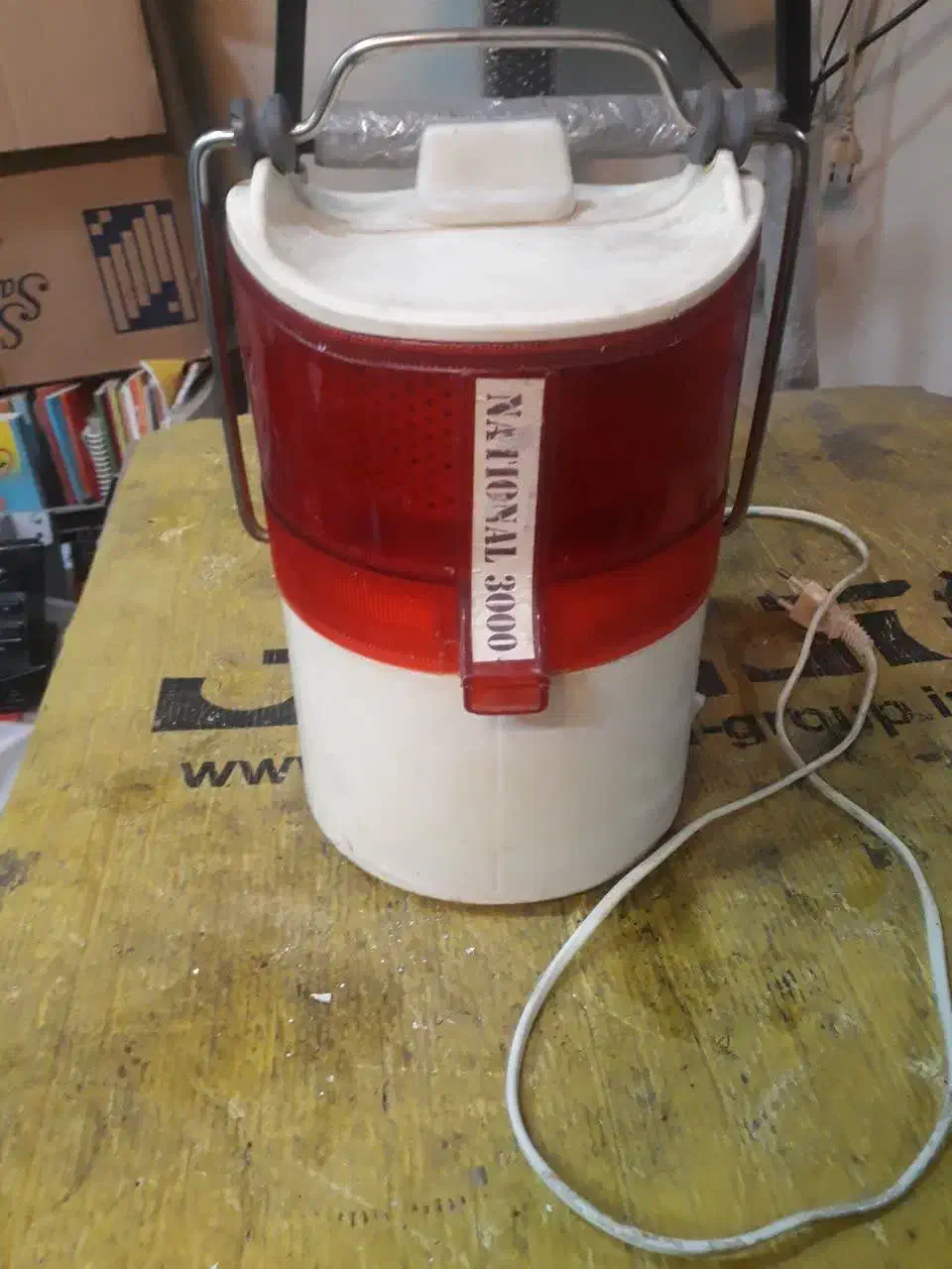 آب میوه گیری|آبمیوهگیر و آبمرکباتگیر|ری, دیلمان|دیوار