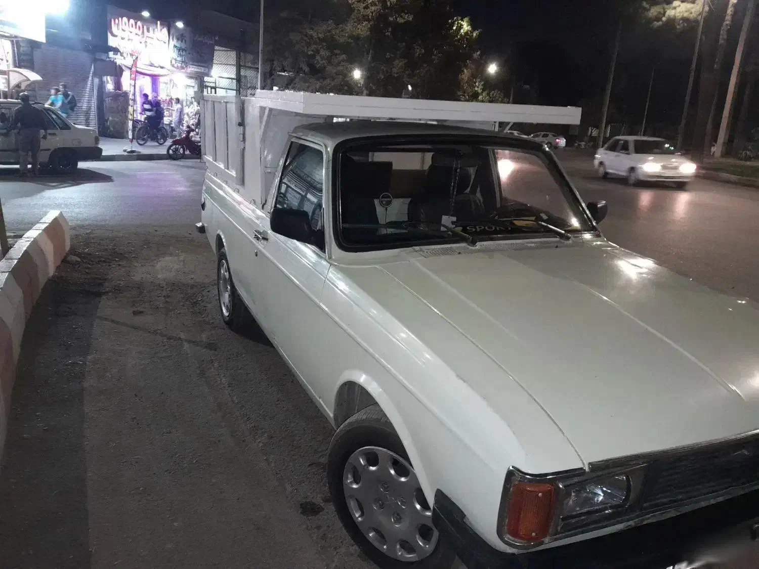 وانت  بدون رنگ شاستی سالم|خودرو سواری و وانت|نیشابور, خط کاشمر|دیوار