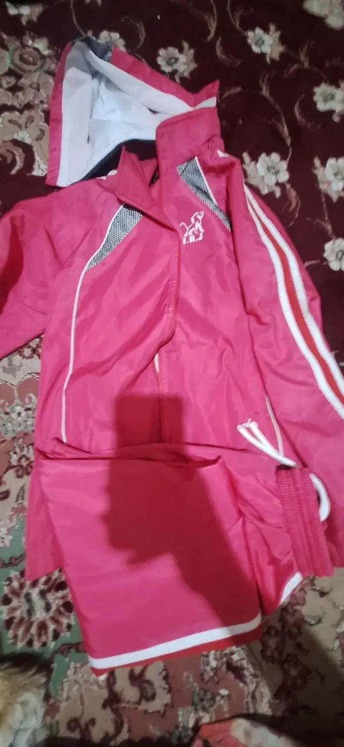 لباس درحدنو|لباس|نیشابور, امام|دیوار