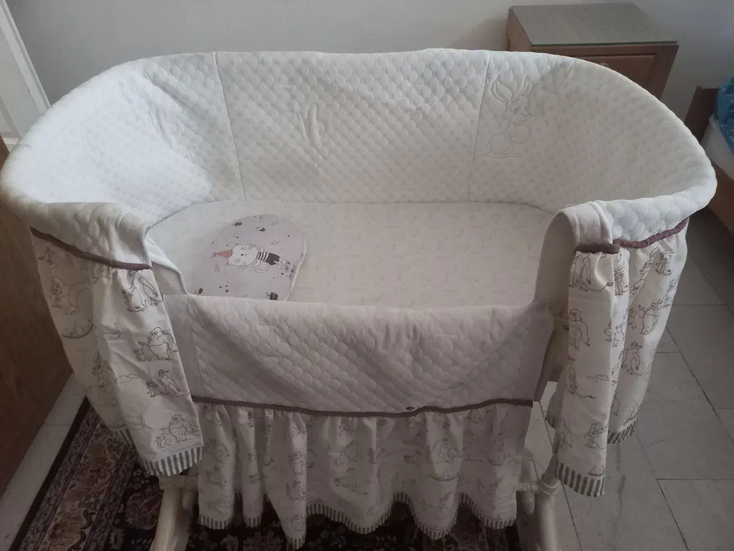 سیسمونی|تخت و صندلی بچه|نهاوند, |دیوار