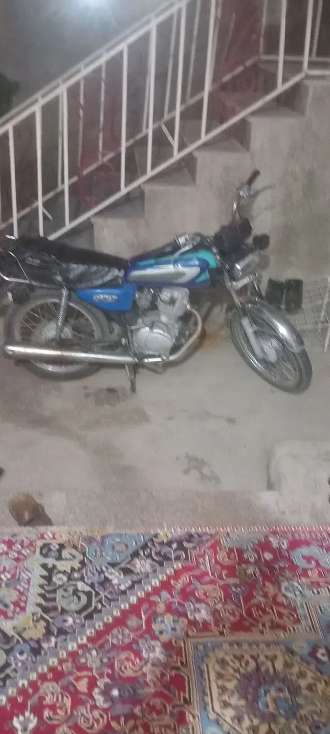 موتور پرواز ۱۵۰ و ۱۲۵ سالم به شرط و فاکتور|موتورسیکلت|نهاوند, |دیوار