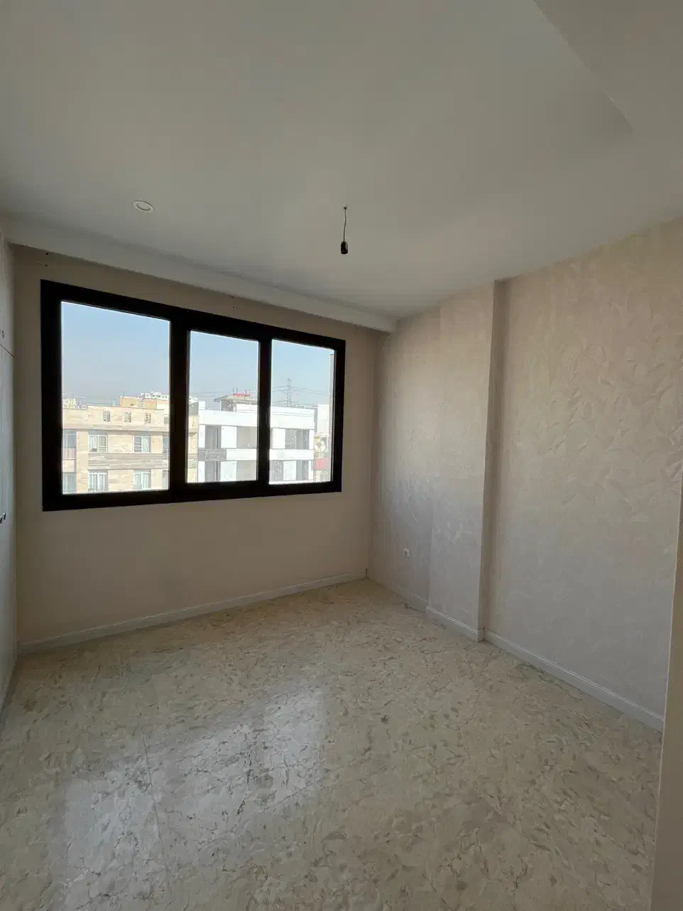 عدل شمالی / ۹۰ متر شخصی ساز / فول امکانات / فرنیش