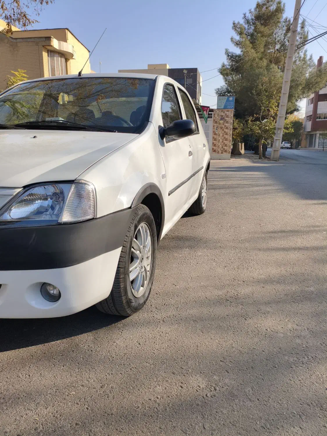 ال ۹۰ L90 مدل ۸۸ استثنایی|خودرو سواری و وانت|شاهین‌شهر, شهرک میلاد|دیوار