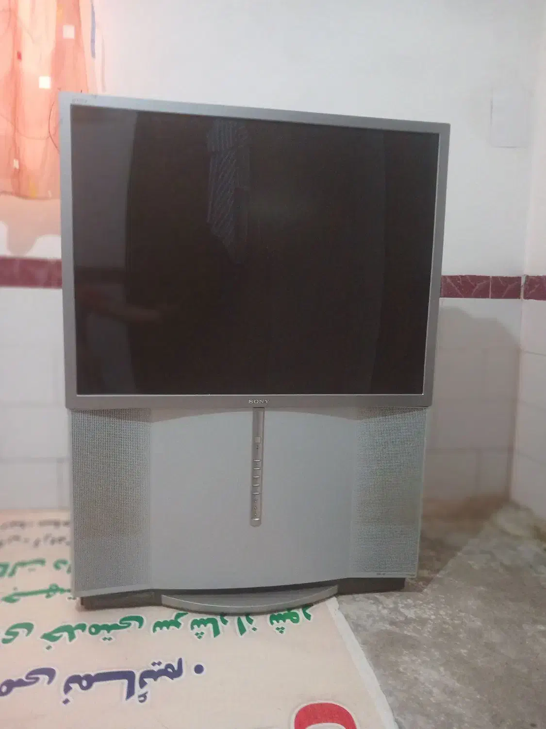 فروشی، لوازم دسته دوم|تلویزیون و پروژکتور|فاضل آباد, |دیوار