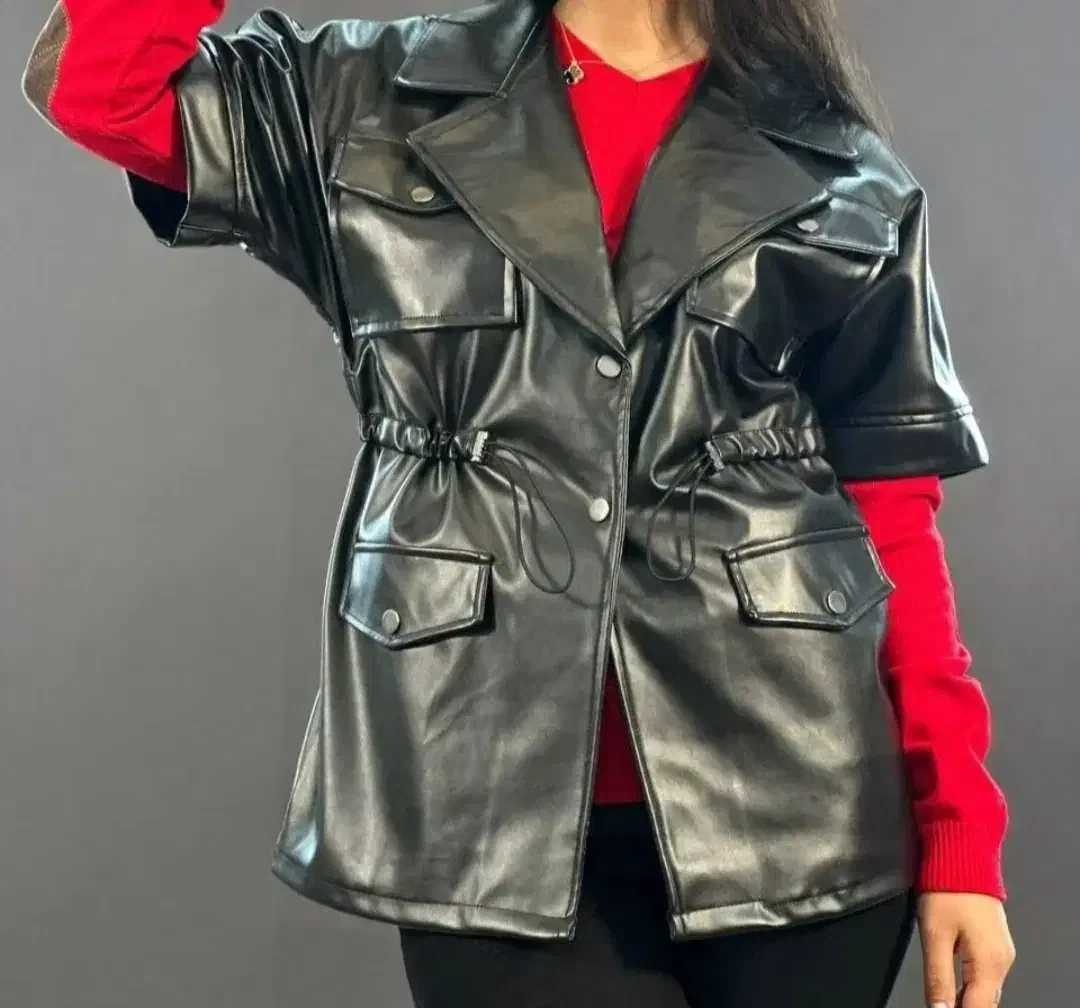 وست چرم و بافت مدل تصویر|لباس|سیرجان, |دیوار