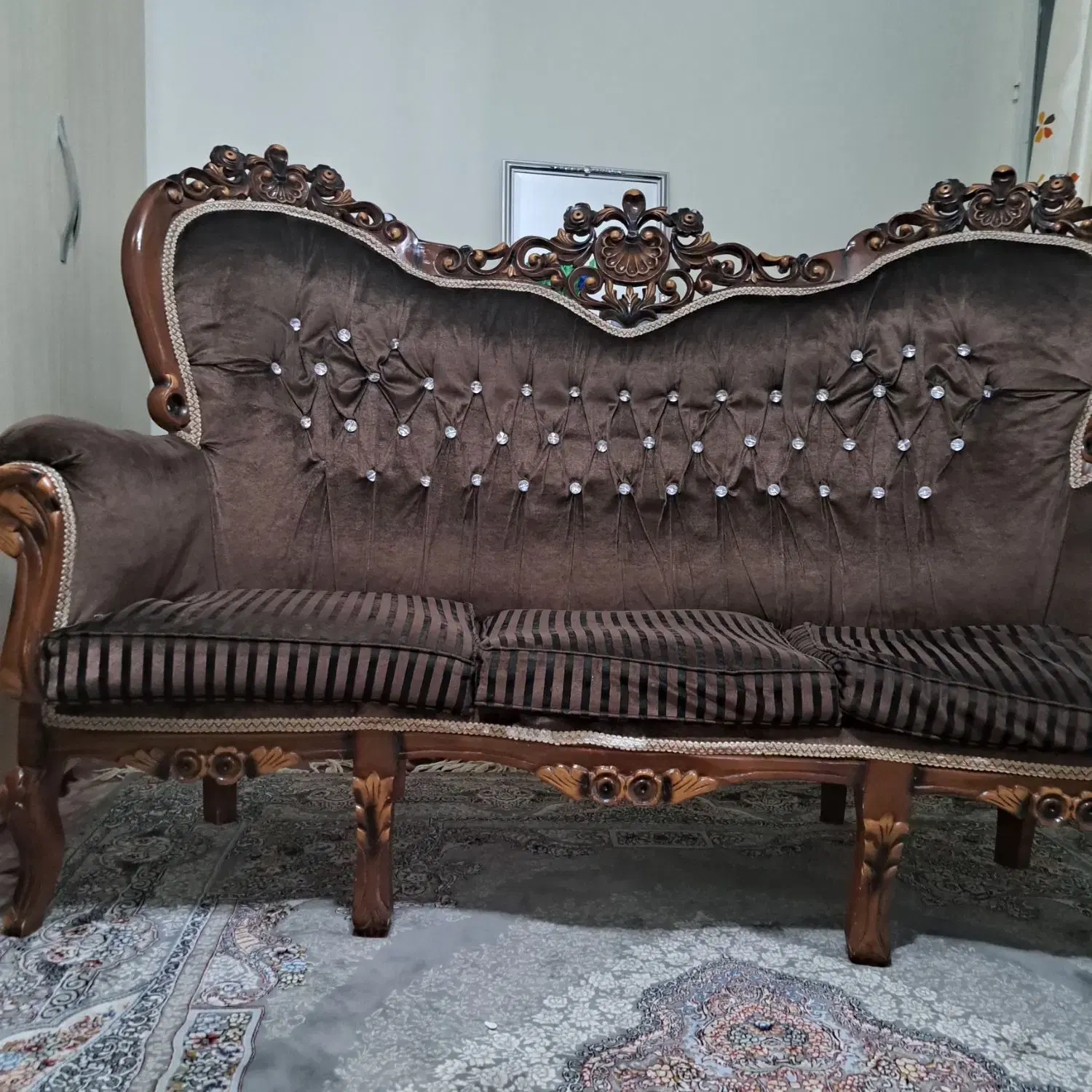 مبلمان|مبلمان خانگی و میز عسلی|الوند, |دیوار