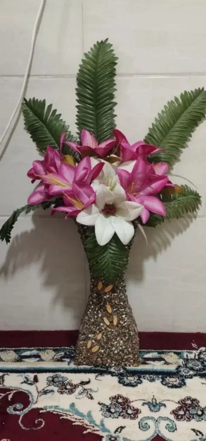 3 تا گلدان چوبی|گل مصنوعی|کرمان, |دیوار