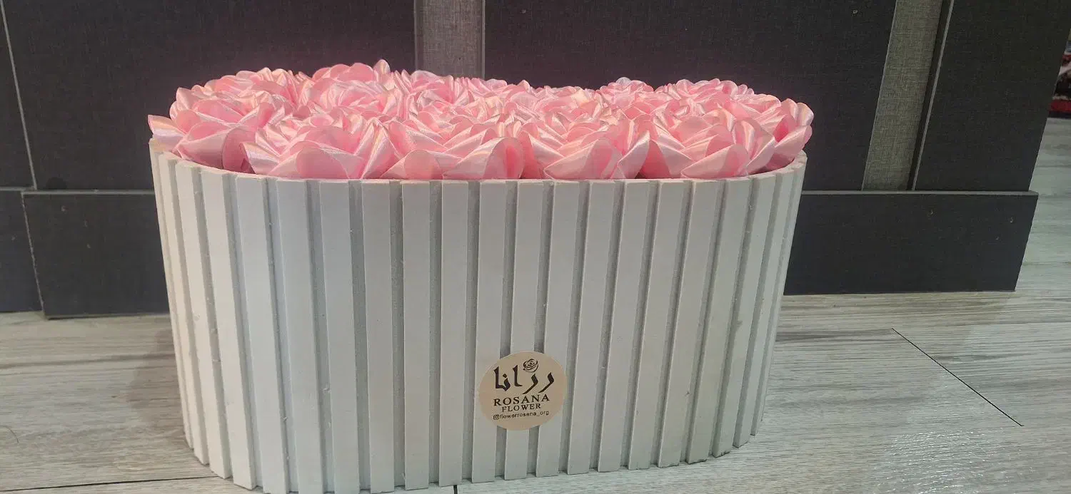 گل روبانی صورتی نو ۱۷ شاخه با باکس|گل مصنوعی|فولادشهر, C1|دیوار