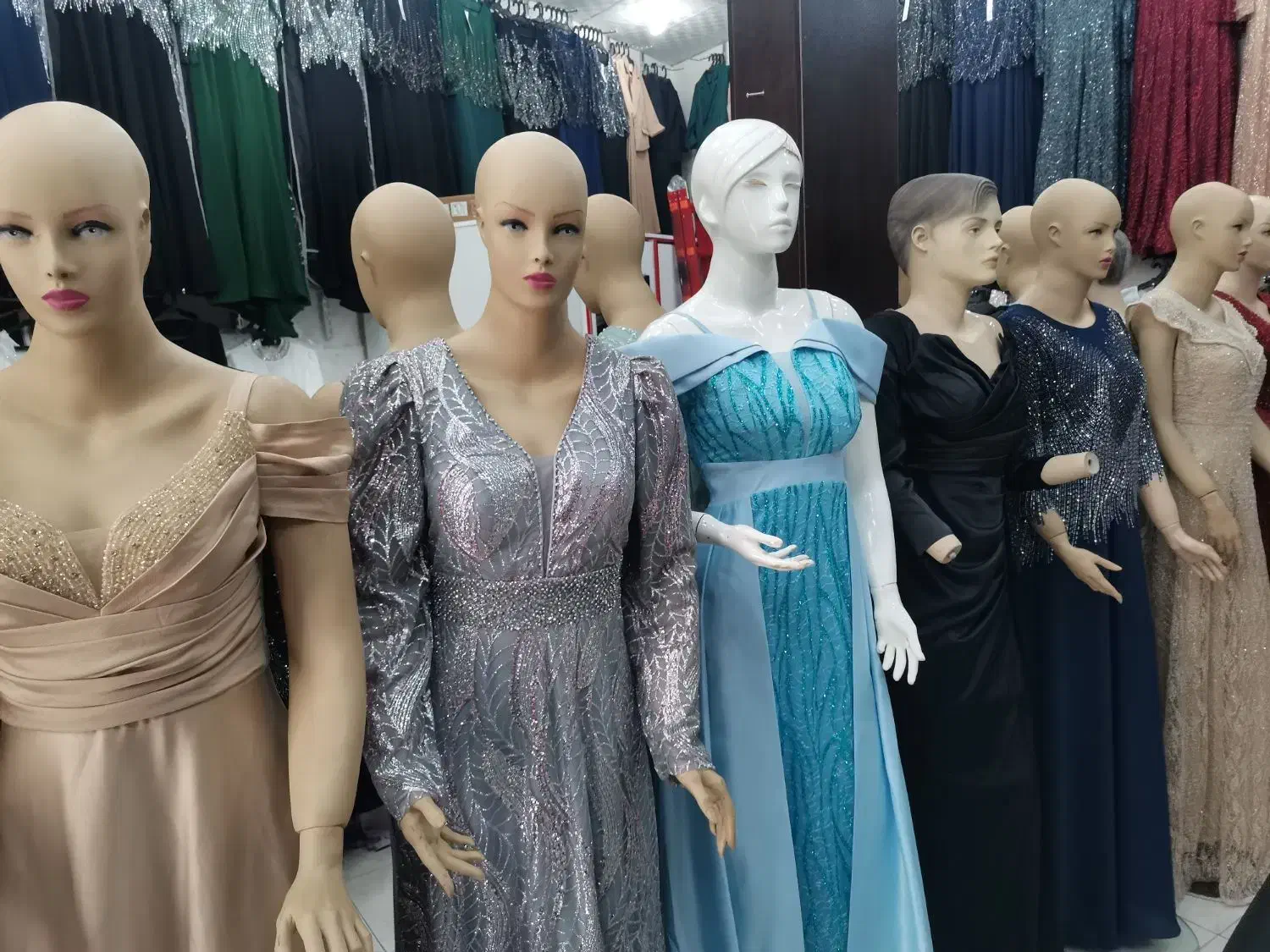 مانکن زنانه|فروشگاه و مغازه|زرین آباد, |دیوار