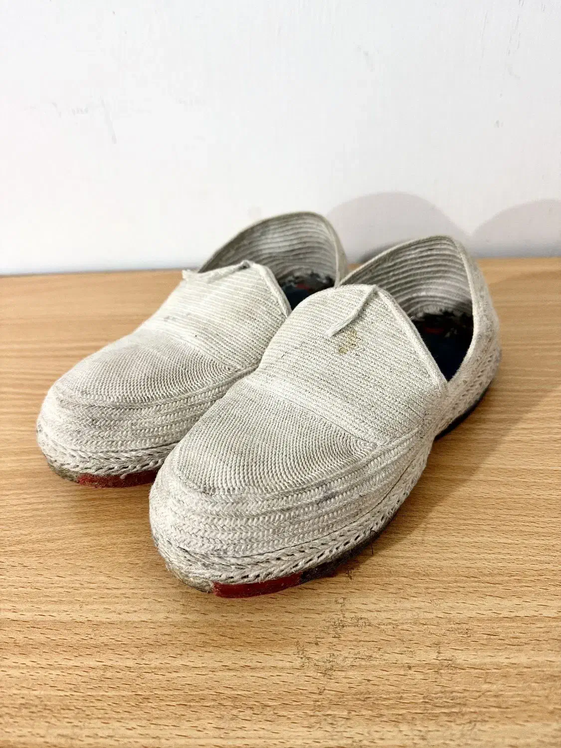 کفش کلاش|کیف، کفش، کمربند|مهاباد (آذربایجان غربی), |دیوار