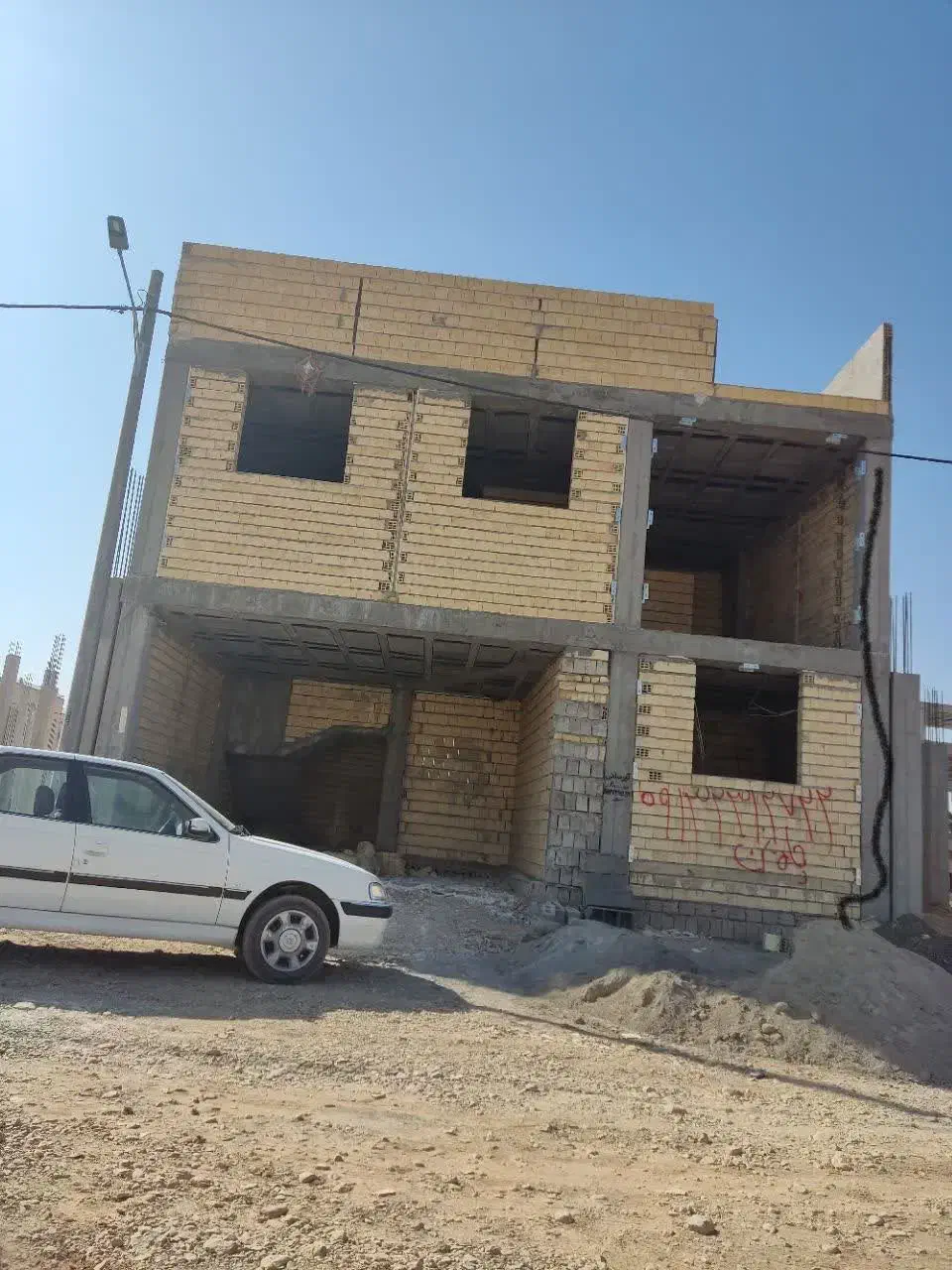 پژو پارس سفید|خودرو سواری و وانت|تیران, |دیوار