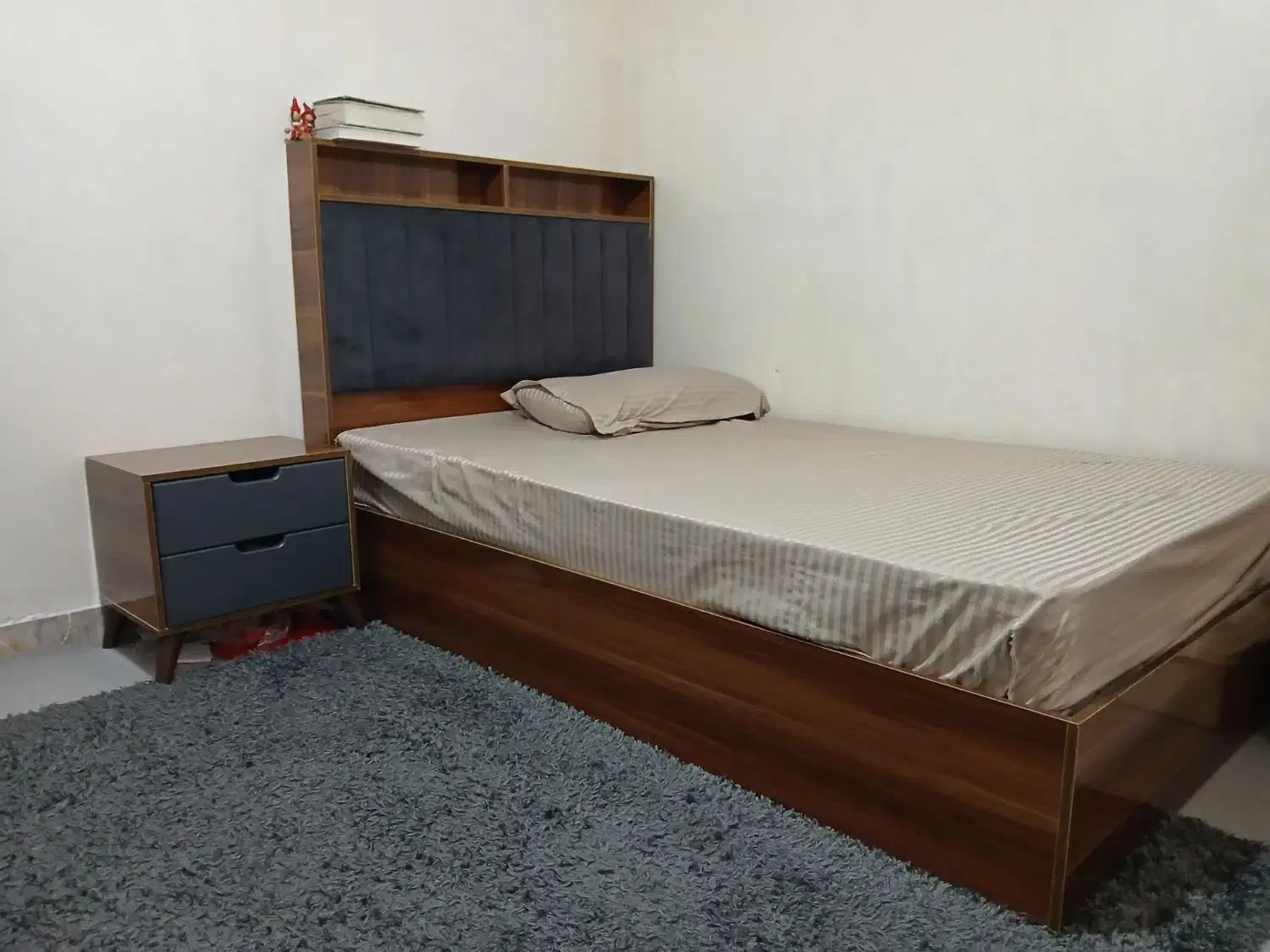 سرویس تخت خواب|تخت و سرویس خواب|هرسین, |دیوار