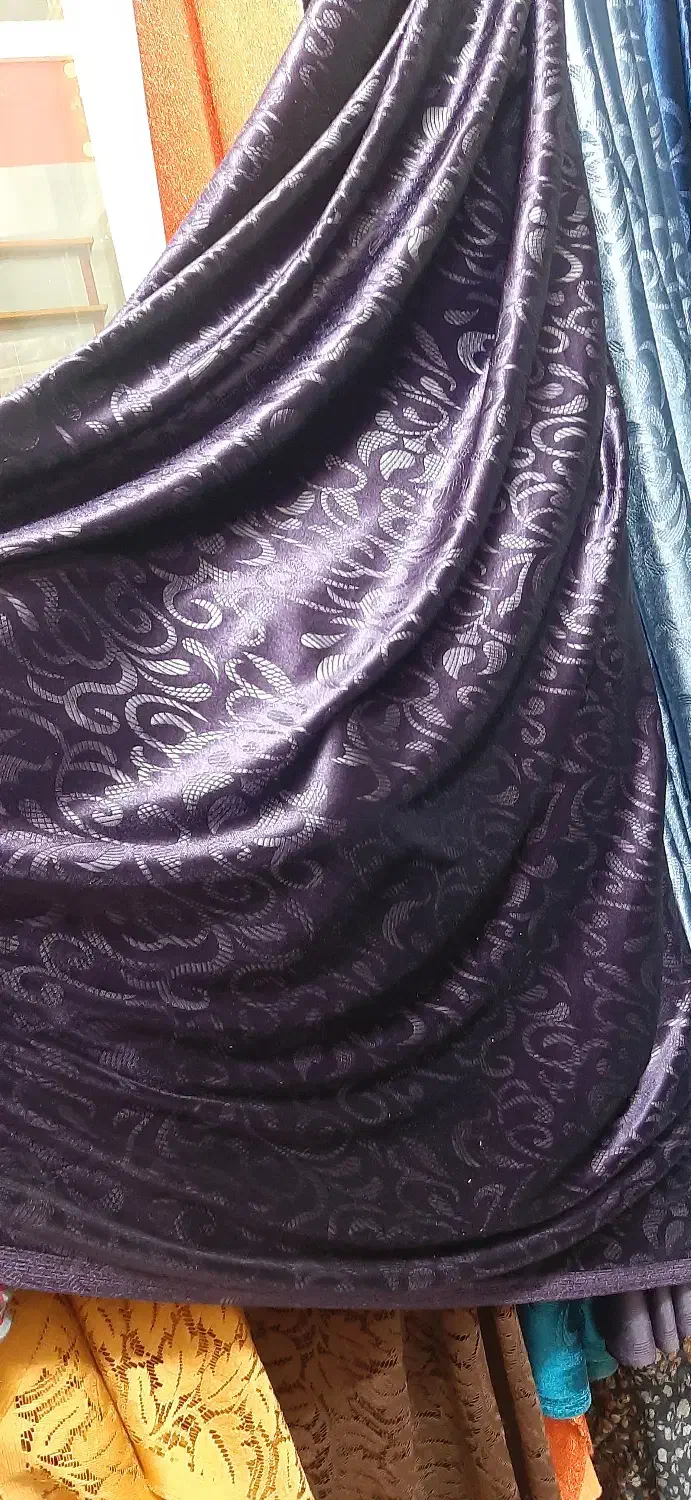 پارچه مخملی|لباس|سردشت, |دیوار