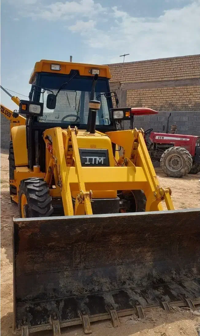 فروش بیل بکهو تی دی ال ۱۰۰s|خودرو سنگین|کرمان, |دیوار