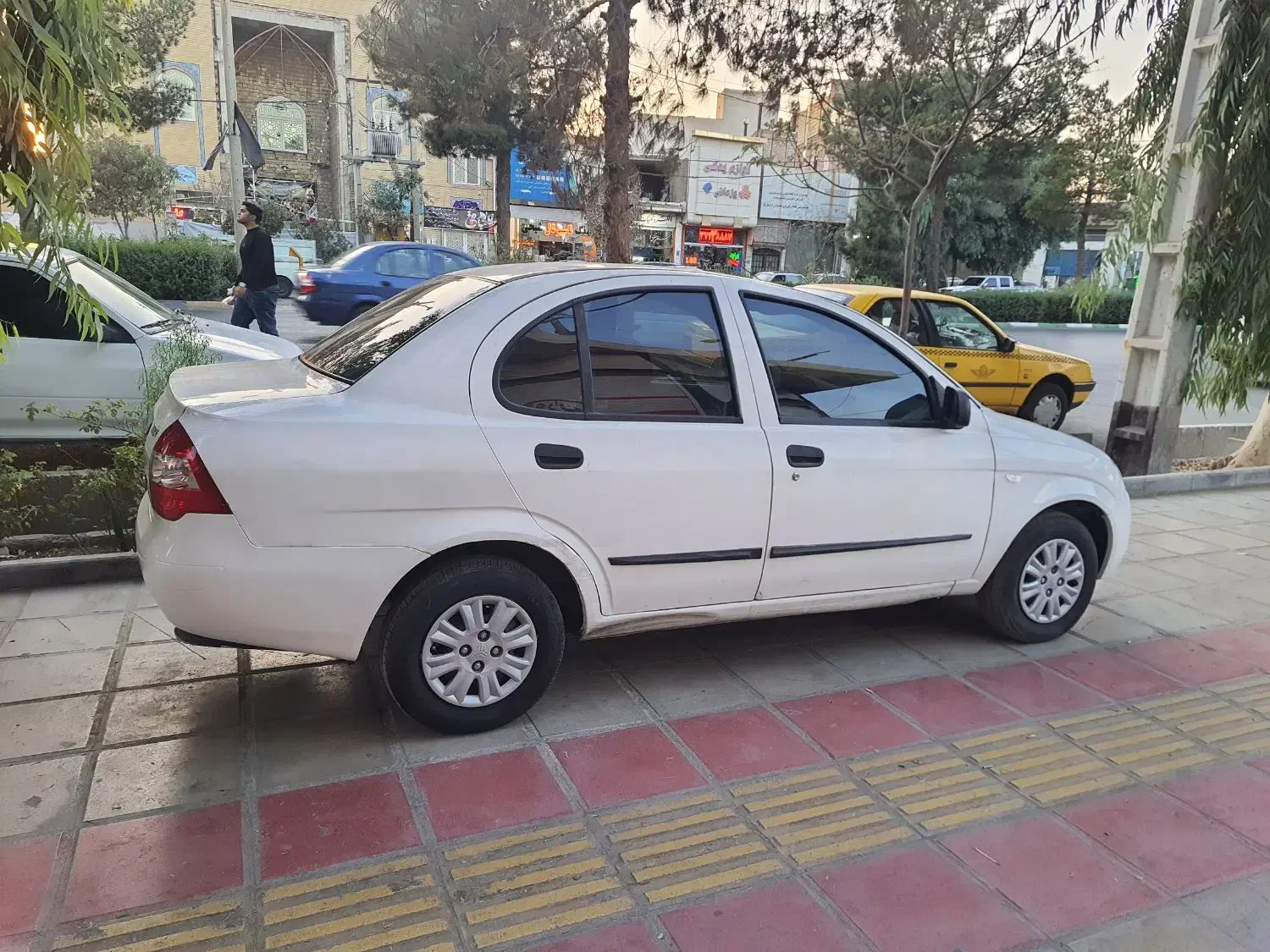 تیبا مدل۹۷بیمه دوماه|خودرو سواری و وانت|قم, آذر (نکویی)|دیوار