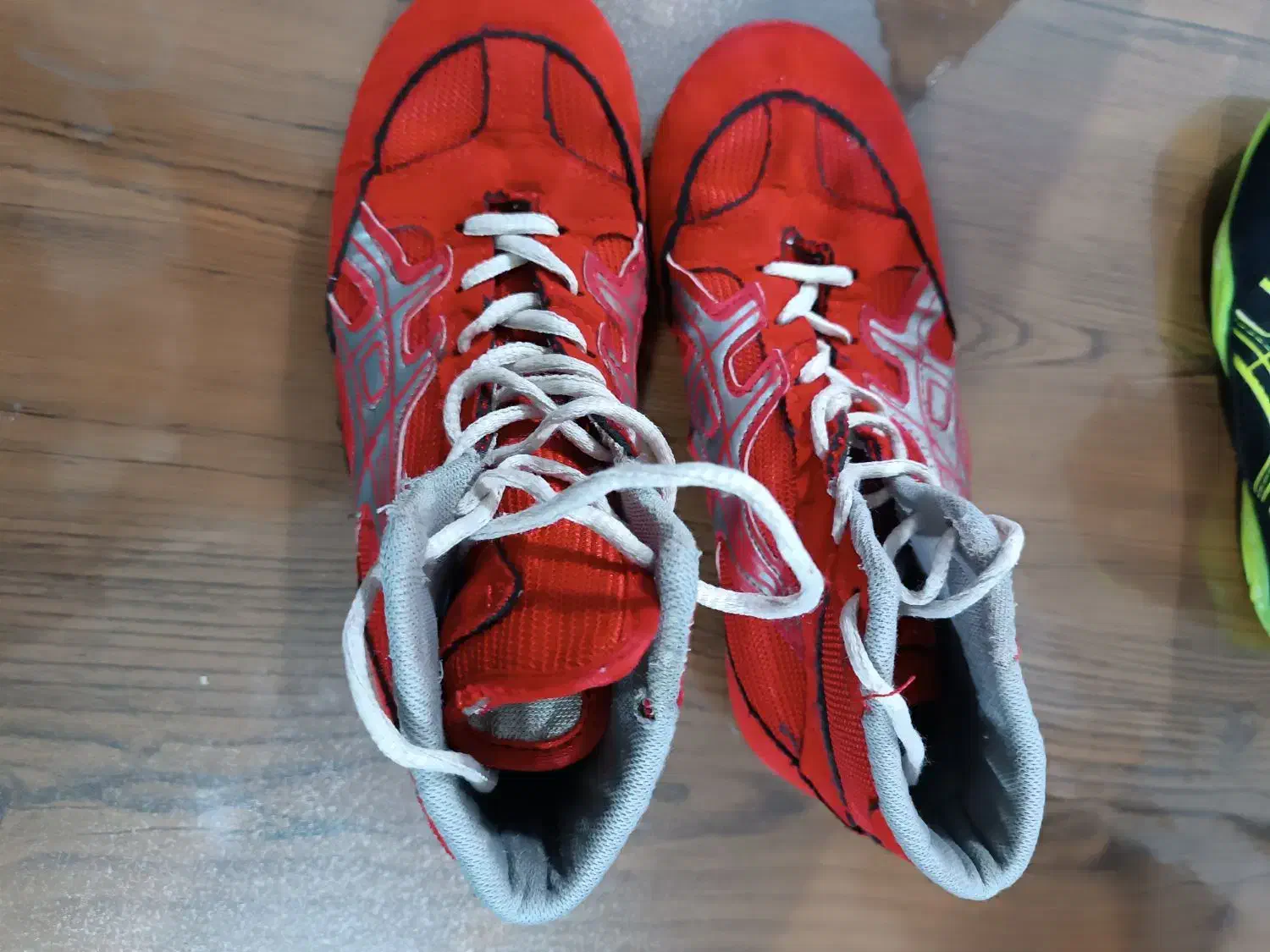 کفش کشتی کاملا سالم|کیف، کفش، کمربند|پاکدشت, پاکدشت (مامازند)|دیوار