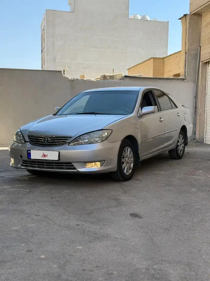 تویوتا کمری گرند ۴ سیلندر اتومات نقدواقساط|خودرو سواری و وانت|شیراز, سفیرشمالی|دیوار