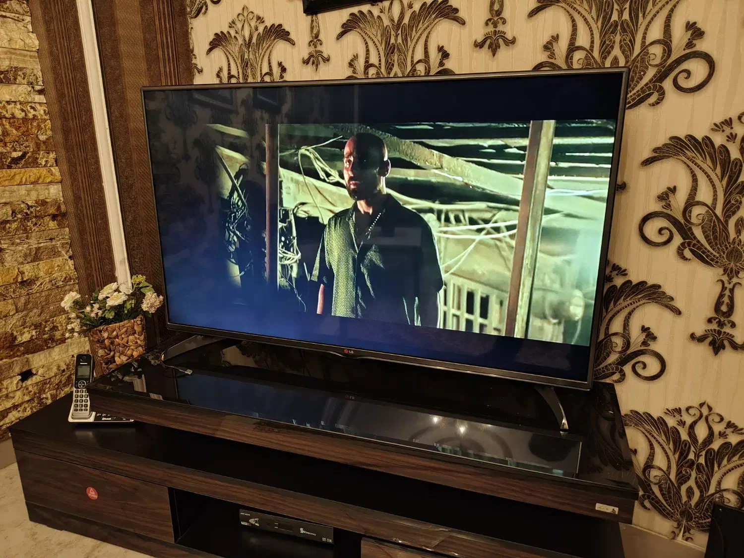 تلویزیون الجی ۴۹ اینچ مدل 49LB62300GL|تلویزیون و پروژکتور|کرج, فاز ۳ گوهردشت|دیوار