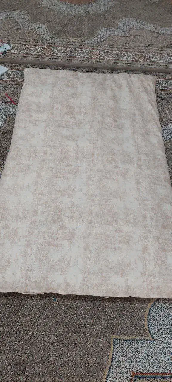 تشت دست دوز هم مناسب تخت هم روی زمین|رختخواب، بالش، پتو|قهدریجان, |دیوار