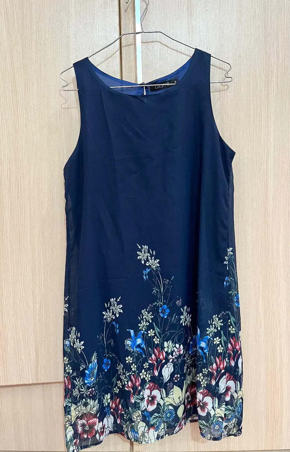 لباس و شلوار|لباس|بندر گناوه, |دیوار