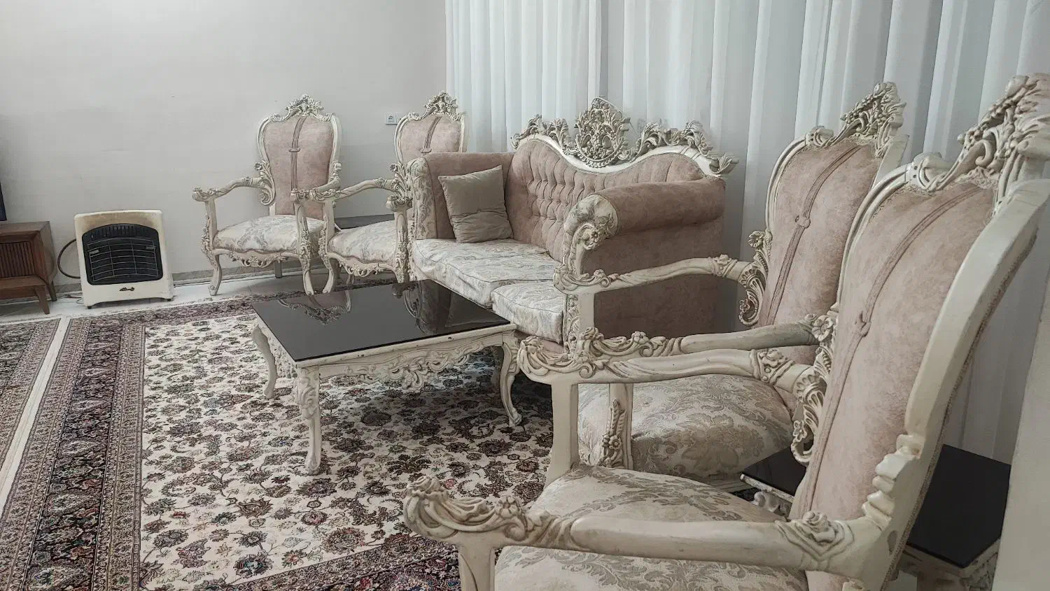 مبل سلطنتی همراه با عسلی|مبلمان خانگی و میز عسلی|الیگودرز, |دیوار