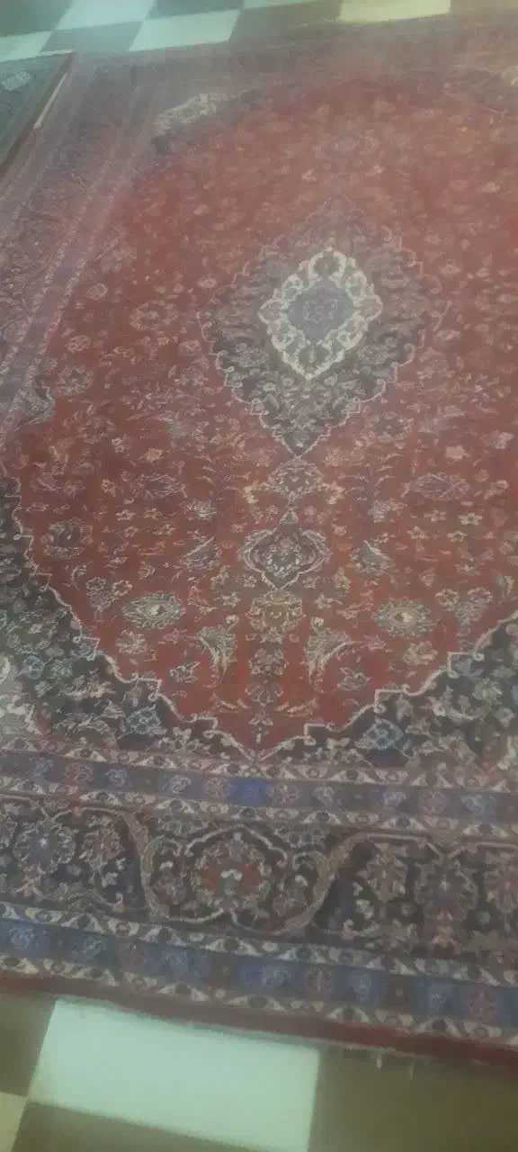 فرش دست باف قدیمی|فرش|اصفهان, هیستان|دیوار