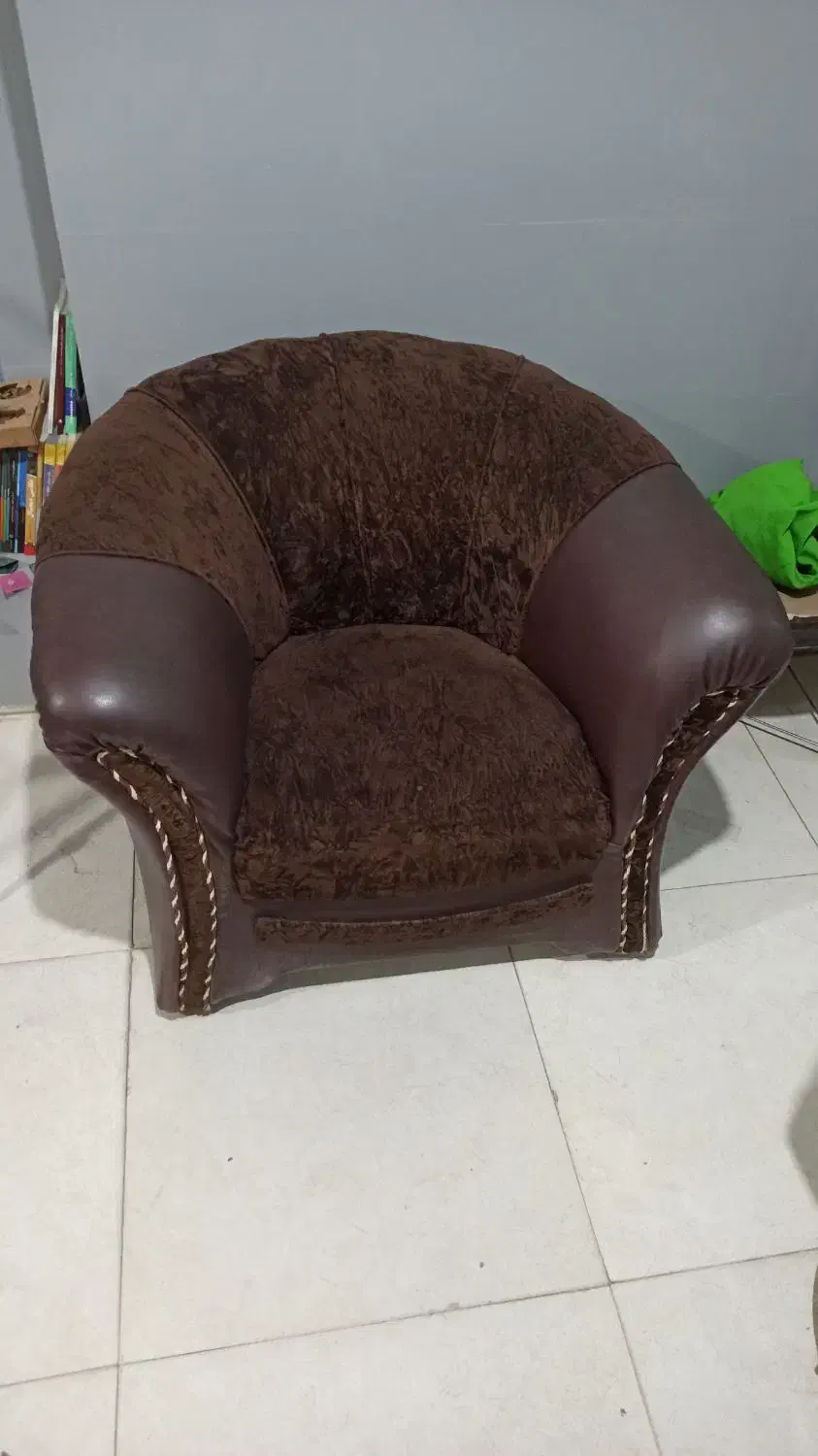 مبل ۷ نفر ، میز کامپیوتر ، میز تلویزیون و روشویی|مبلمان خانگی و میز عسلی|همدان, |دیوار