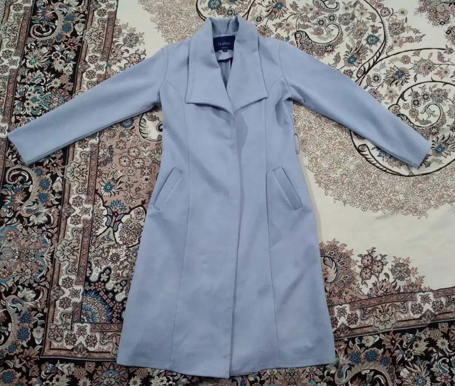 دو عدد پالتو سالم و نو|لباس|رشتخوار, |دیوار