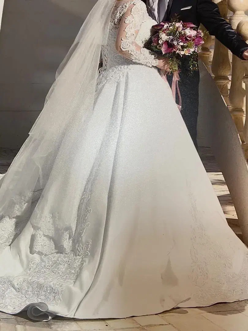 لباس عروس مزون دوز تمام کاردست|لباس|ری, علایین|دیوار