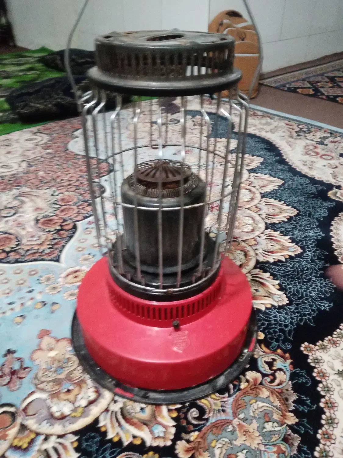 آترا|بخاری، هیتر، شومینه|ایوان, |دیوار