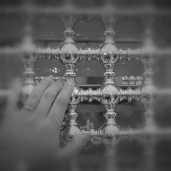 کیف مدارک|اشیا|ایوان, |دیوار