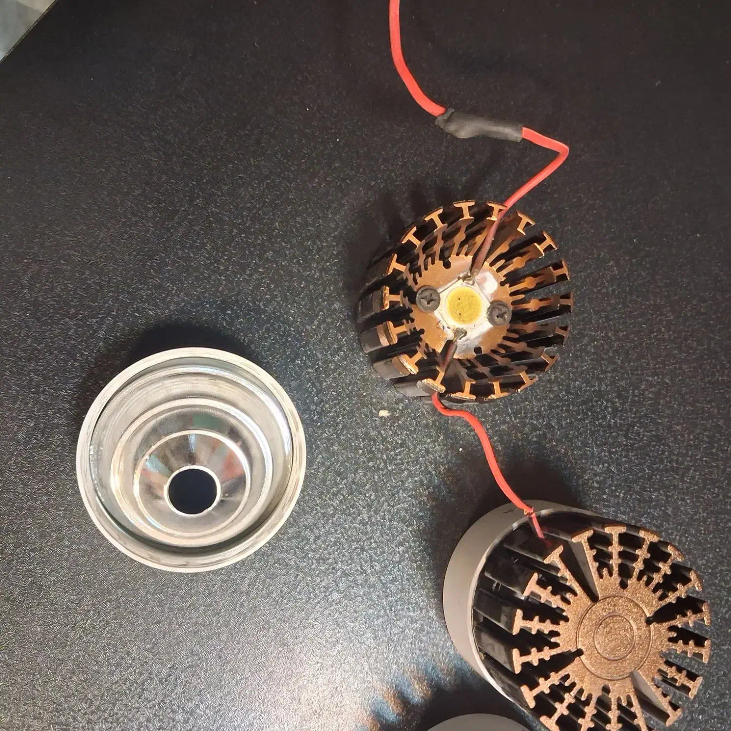 هیتسینگ و چراغ|لامپ و چراغ|مشکین‌دشت, |دیوار