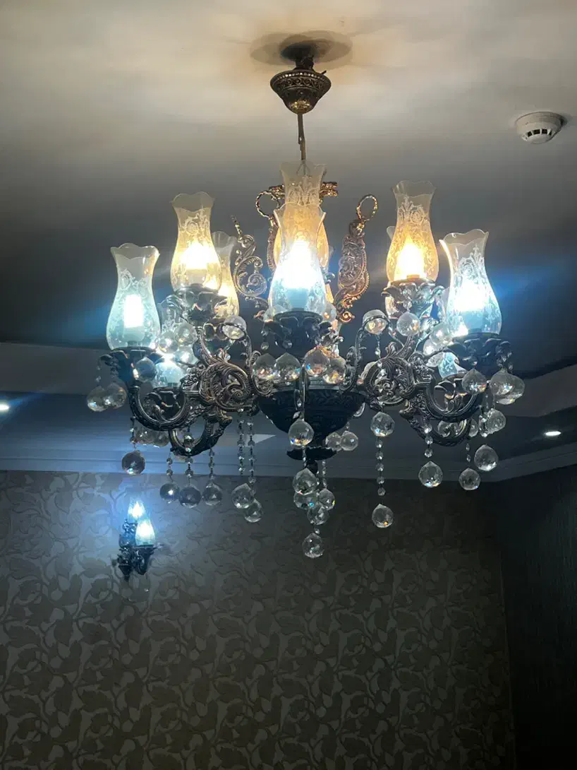 لوستر ۶ شاخه دوتایی|لوستر و چراغ آویز|مشهد, هفت تیر (حافظ)|دیوار