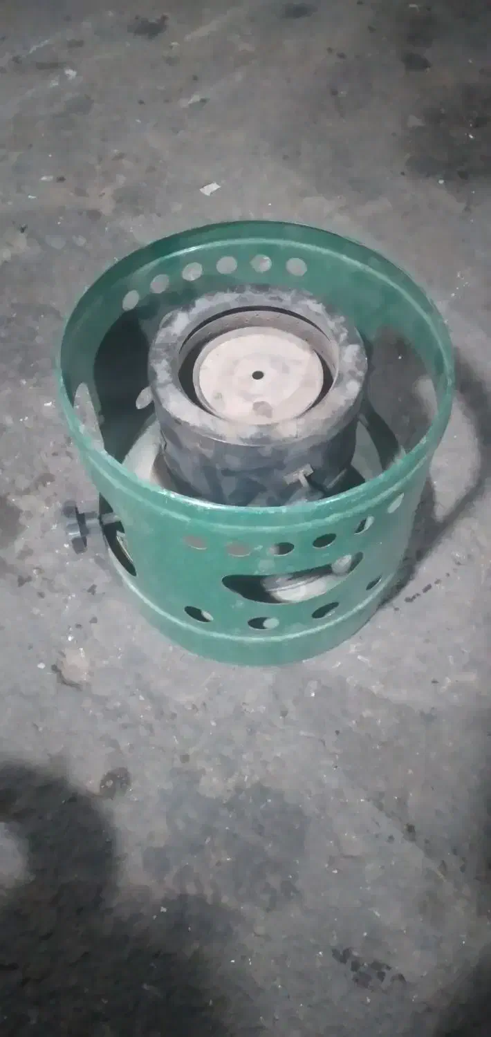 چراغ نفتی|کلکسیون اشیاء عتیقه|اقبالیه, |دیوار