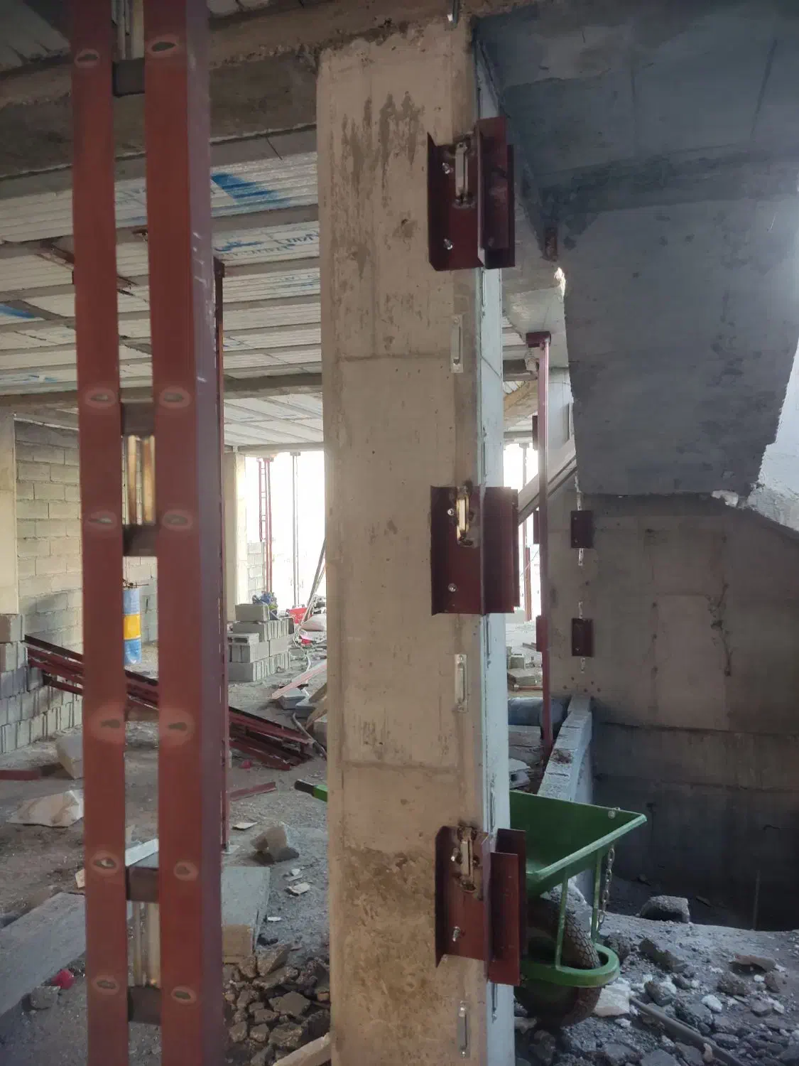 اجرای والپست در صدرا و شیراز|خدمات پیشه و مهارت|صدرا-فارس, فاز ۱|دیوار