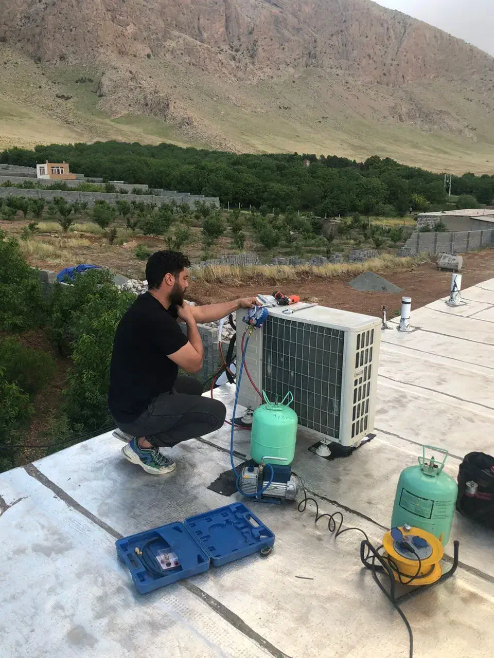 کولر گازی فن کوئل نصاب داگت اسپیلت نصب کولر|کولر گازی و فن‌کوئل|کرمانشاه, |دیوار