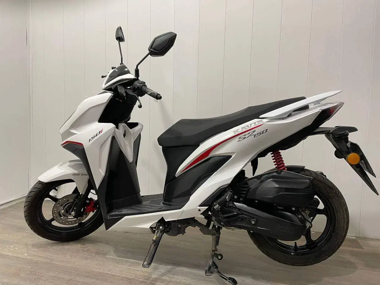 موتور کویر اس۲ adv 150cc سفید|موتورسیکلت|خرم‌آباد, |دیوار