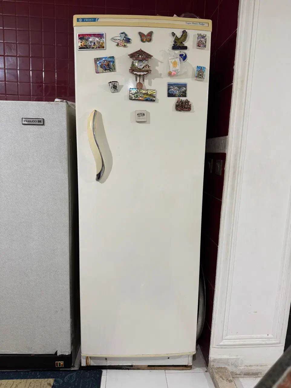 یخچال فراست ،کار می‌کند، نیاز به تعمیر جزئی|یخچال و فریزر|ساری, |دیوار