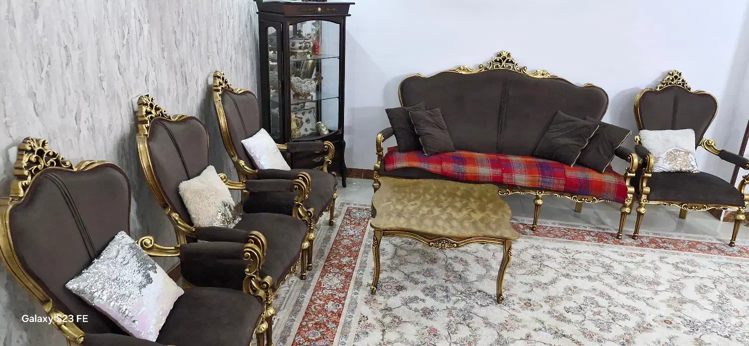 مبل  کلاسیک چوب راش فرانسه|مبلمان خانگی و میز عسلی|باقرشهر, |دیوار