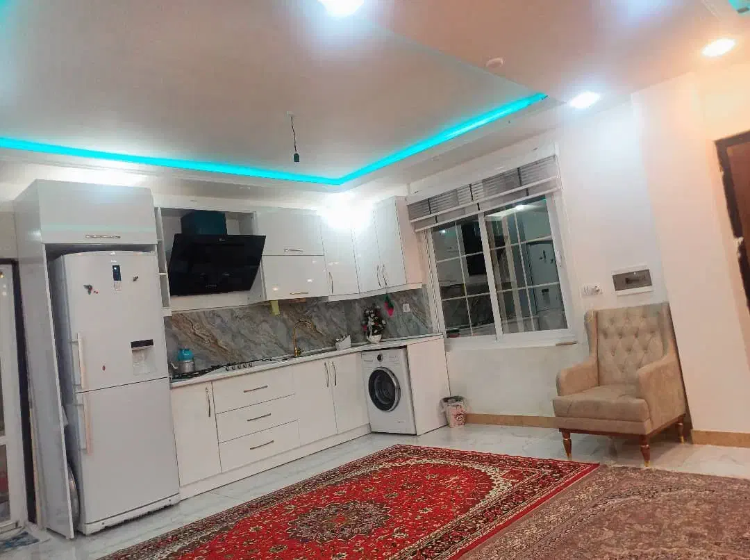 اجاره ویلا باغ باامکانات رفاهی کامل|اجارهٔ کوتاه‌مدت آپارتمان و سوئیت|گوراب زرمیخ, |دیوار