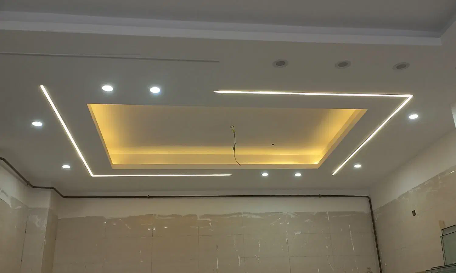 برقکار ساختمان|خدمات پیشه و مهارت|تالش, هشتپر|دیوار