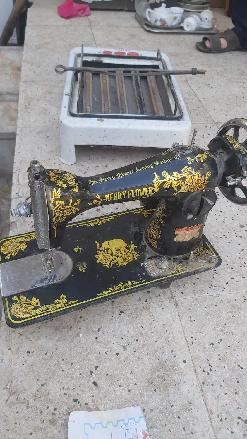 چرخ خیاطی|چرخ خیاطی و ریسندگی|نیشابور, خط کاشمر|دیوار